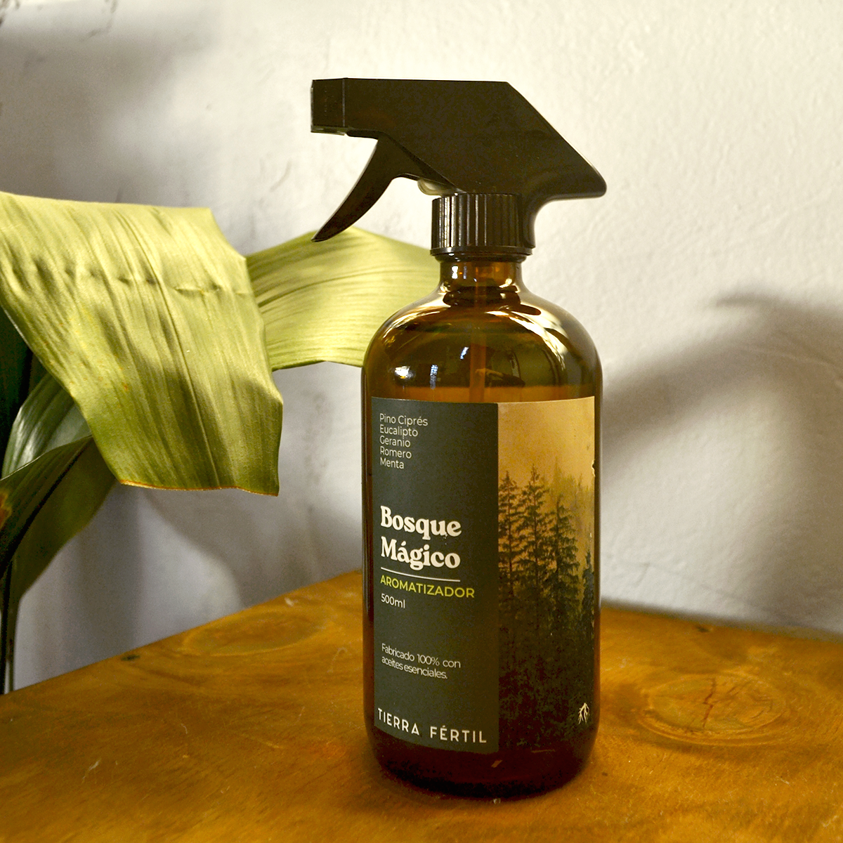 Aromatizador de ambientes creado 100% con aceites esenciales, para ambientar el hogar con aromas naturales y sin tóxicos