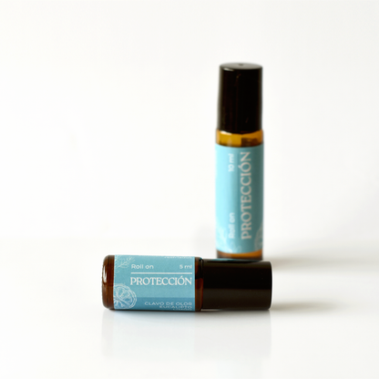 Roll on de aromaterapia anti alergias con eucalipto, ravintsara, clavo y limón para aliviar alergias estacionales.