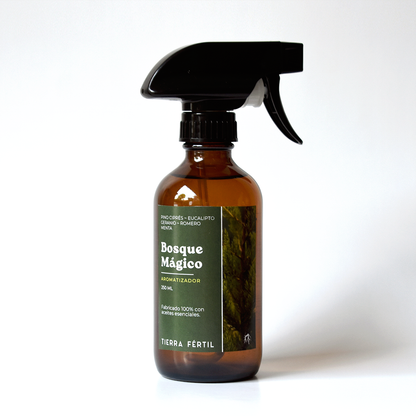 Aromatizador de ambientes con aromas a un Bosque Mágico hecho con Aceites esenciales eucalipto, menta, romero y ciprés 