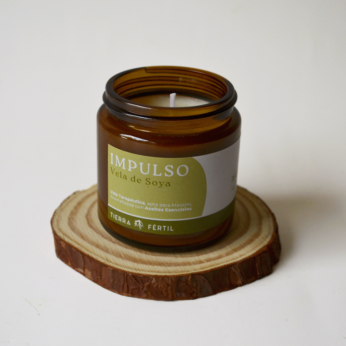 Vela de aromaterapia energizante de soya con eucalipto, romero y menta para activar energía y claridad mental