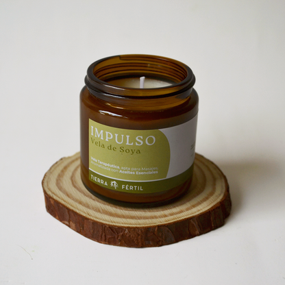 Vela de aromaterapia energizante de soya con eucalipto, romero y menta para activar energía y claridad mental