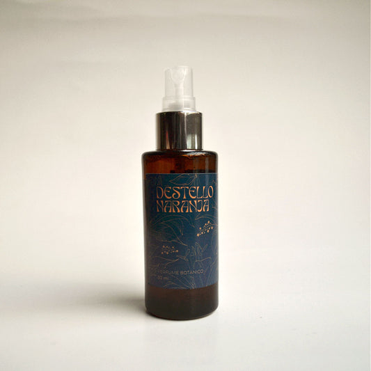 Perfume botánico Destello Naranja con niaoulí, naranja y verbena, aroma cítrico dulce y natural