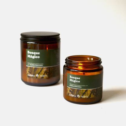 Vela de aromaterapia con aroma amaderado y herbal sin tóxicos, ni parafina